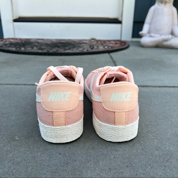 Nike Blazer Low SE GS - Picture 4 of 7